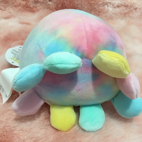 Opal 5” valentine’s squishmallows tie dye - Picture 4 of 4